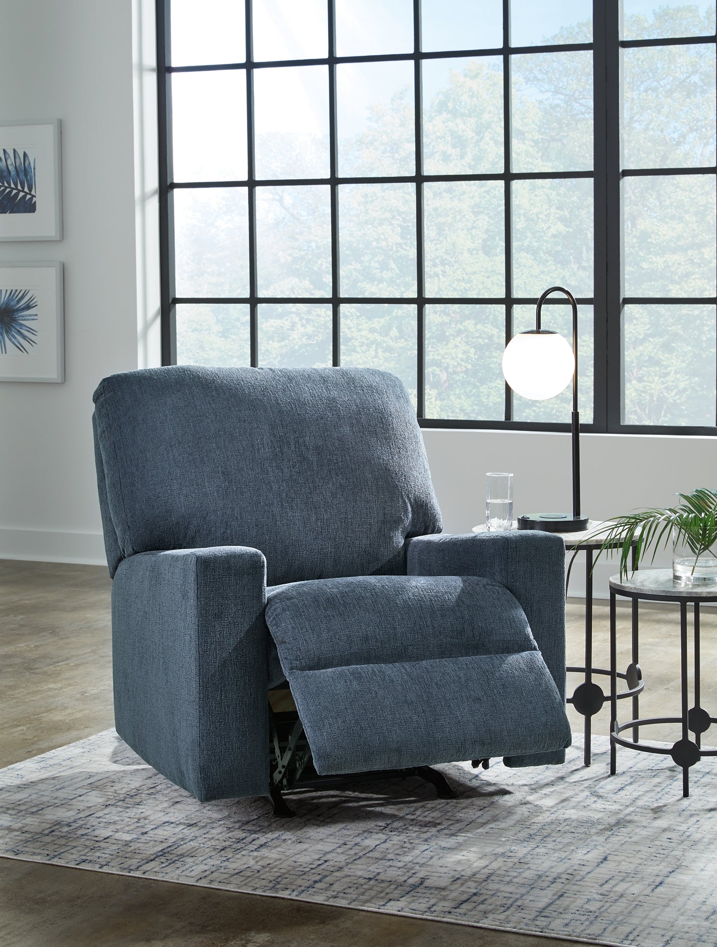 Rannis Rocker Recliner