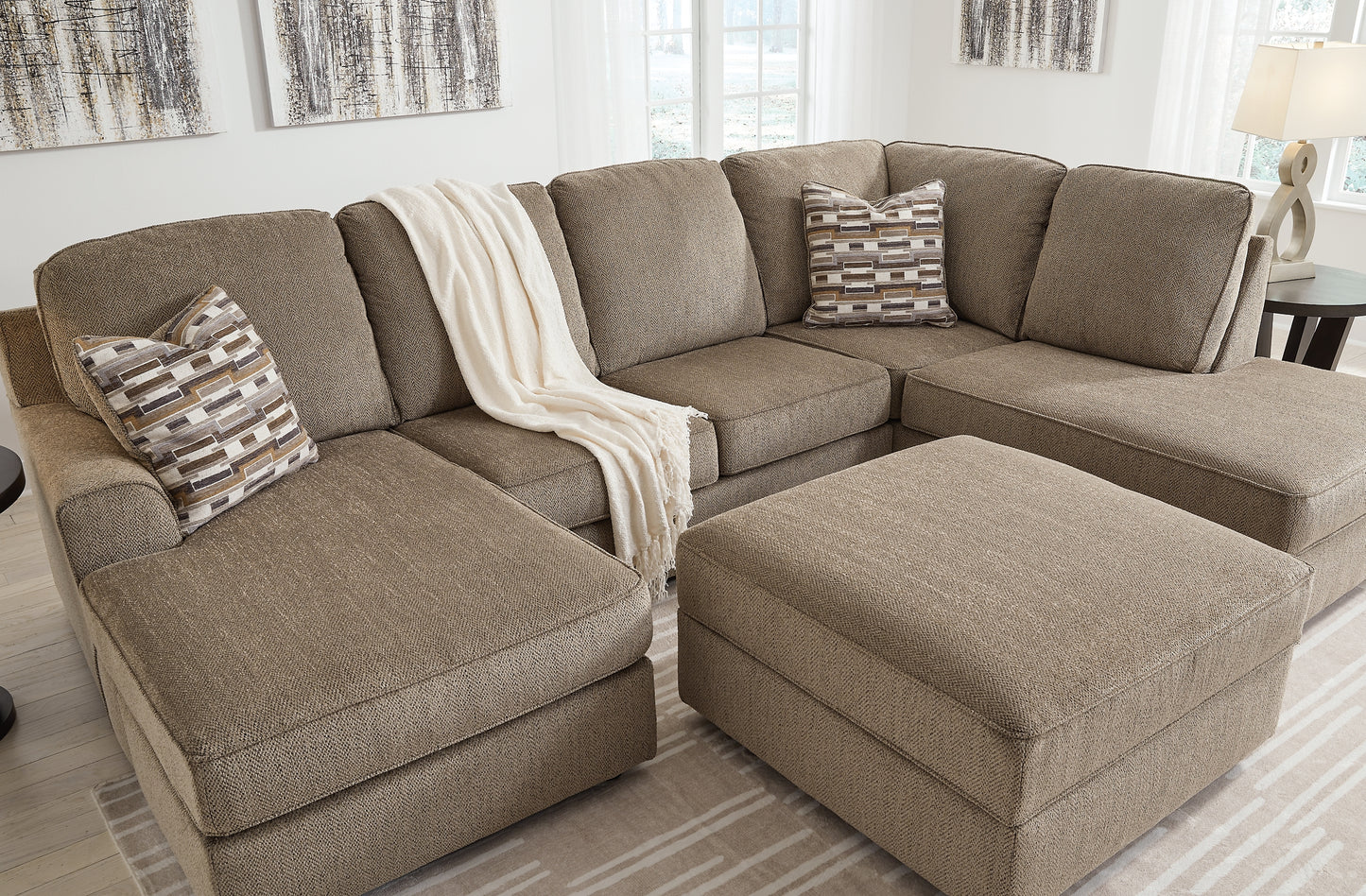 O'Phannon 2-Piece Sectional with Ottoman